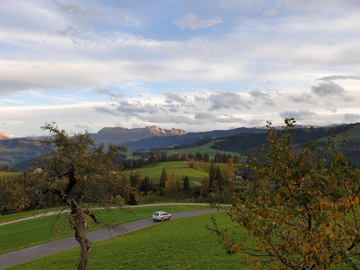 B&B Kraettli Eggiwil Exterior photo